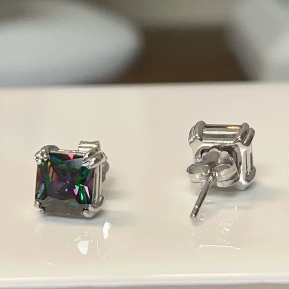 925 Sterling Silver. Earring - Picture 3 of 3